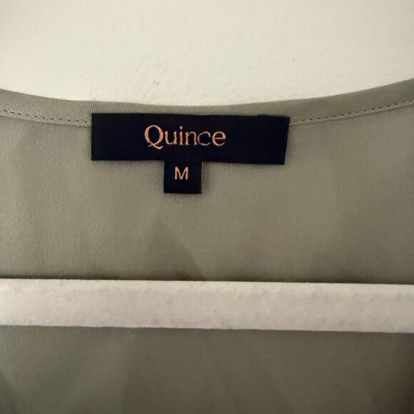 Quince Seagrass Washable Stretch Silk Tank Top Womens Silk Blend Sz M - Picture 4 of 9